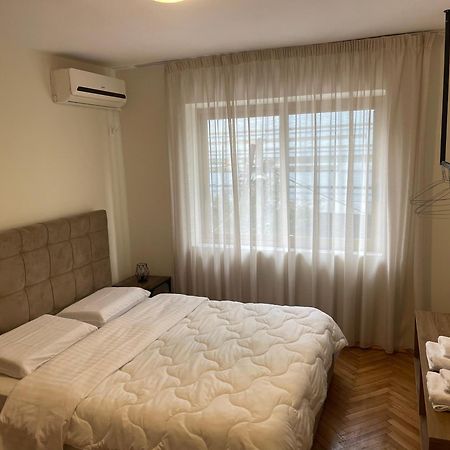 Cozy Apartment, In The Center Of Tirana Eksteriør billede