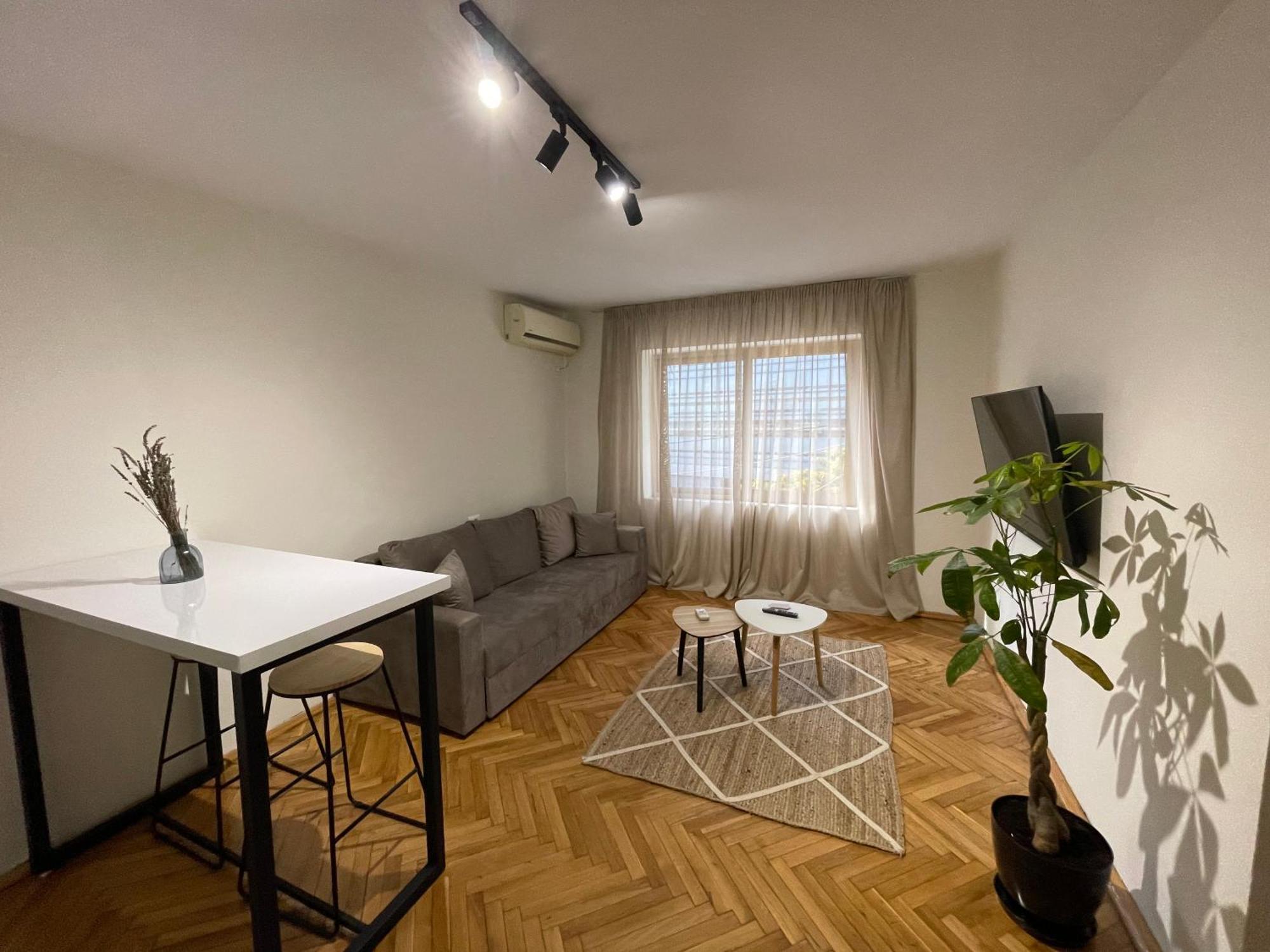 Cozy Apartment, In The Center Of Tirana Eksteriør billede